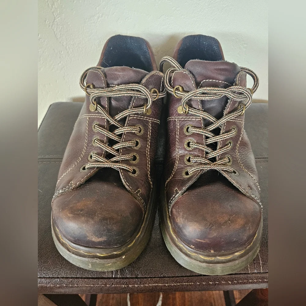 Dr. Martens rugged dark